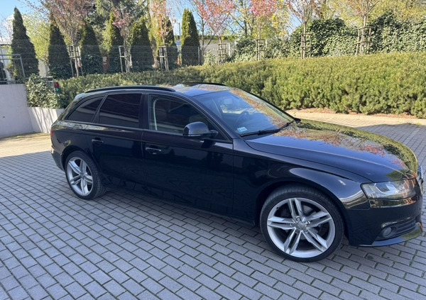 Audi A4 cena 33500 przebieg: 317166, rok produkcji 2009 z Gdynia małe 172